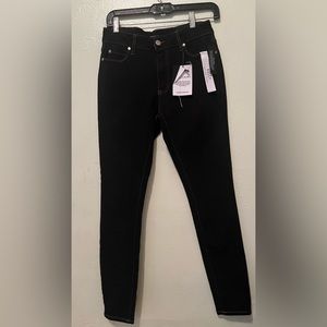 Tahari Kelly Mid Rise Skinny Jeans